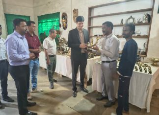 *भामरागड उपविभागातील विकास कामांचा जिल्हाधिकाऱ्यांकडून आढावा*