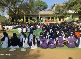 आनंददायी शनिवार उपक्रमातून विद्यार्थ्यांना संत गाडगेबाबा जीवनावर धडे भेंडाळा विश्र्वशांती विद्यालयात पुढाकारातून