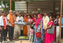 *शिवसेना महिला आघाडीच्या* *वतीने भोजनदान* *करून सह पालक मंत्री* *आशिष जयस्वाल यांचा* *वाढदिवस साजरा*