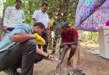 गडचिरोली पोलीस दलाच्या वतीने मौजा नेलगंुडा येथील आठवडी बाजारादरम्यान आरोग्य शिबिराचे करण्यात आले आयोजन