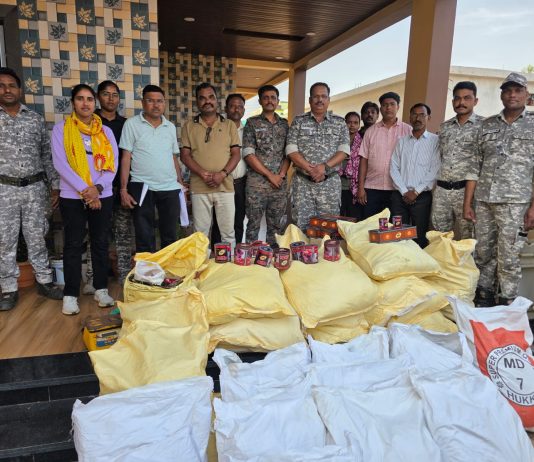 प्रतिबंधित सु्गंधित तंबाखूची अवैधरित्या साठवणूक करणा-या आरोपीस आरमोरी पोलीसांनी केली अटक