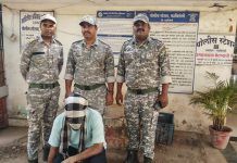 नोकरीचे आमिष दाखवून शहीद जवानांच्या कुटंुबियांची फसवणूक करणाया आरोपीस गडचिरोली पोलीसांनी केली अटक