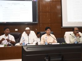 *शासकीय योजनांचा लाभ शेवटच्या घटकापर्यंत पोहोचवण्यासाठी यंत्रणेने पुढाकार घ्यावा – खासदार डॉ. नामदेव किरसान*