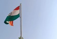 कारगील चौकात महाराष्ट्र दिन व कामगार दिन उत्साहात साजरा