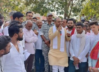 *एमआयडीसी विरोधात शेतकऱ्यांचा एल्गार ; एसडीओ कार्यालयावर भव्य मोर्चा*